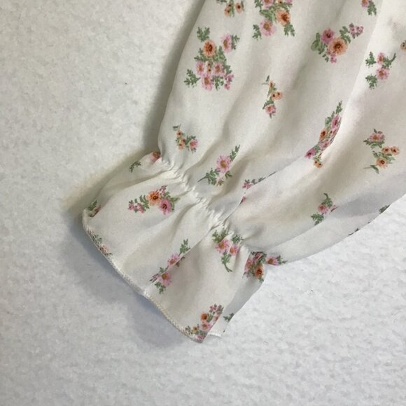 No Comment Off Shoulder Floral Pattern Top with Smocked Waist Size XL - Picture 10 of 10
